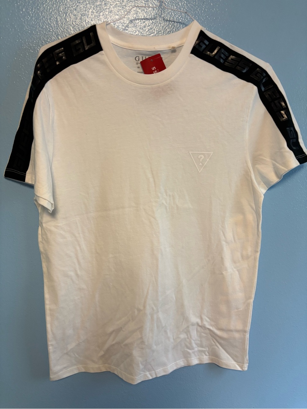 GUESS White Short Sleeve Crew Tee with Black Logo Shoulder Tape